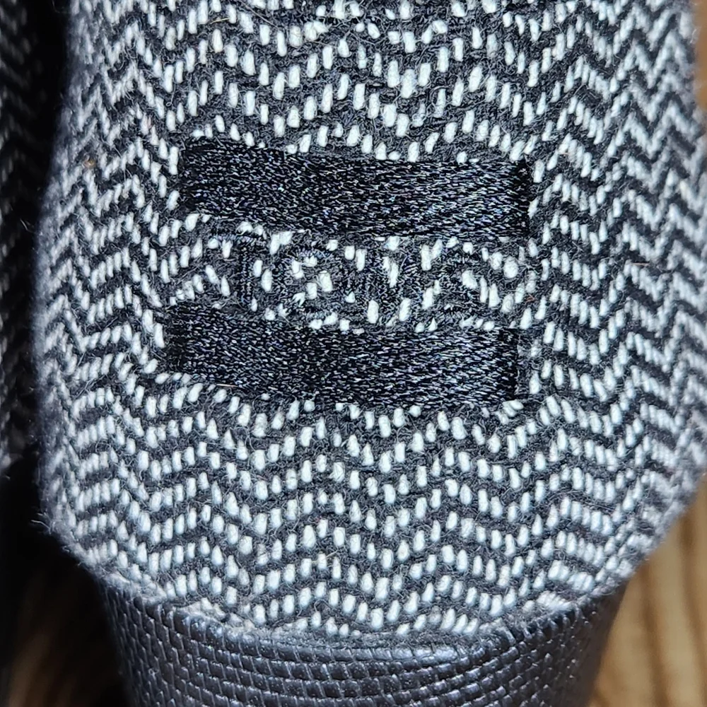 TOMS Women's Desert Wedge‎ Bootie Size 8.5